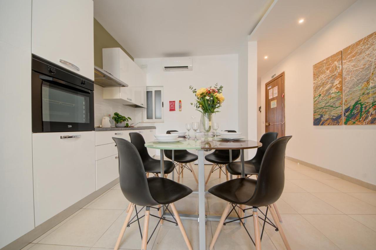 Azure Haven - Gzira Apartments And Penthouse By Shortletsmalta Buitenkant foto