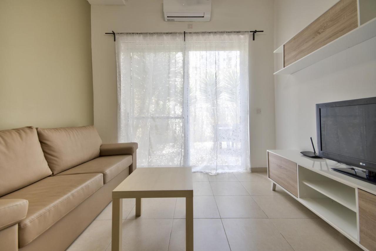 Azure Haven - Gzira Apartments And Penthouse By Shortletsmalta Buitenkant foto